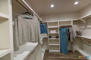 187 Mustang Vly Dr, Victoria, TX 77905 - Photo 14