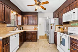 1706 Lynx Cir, Harker Heights, TX 76548 - Photo 12