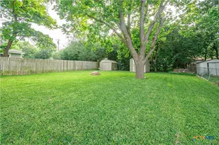 902 N 8th St, Temple, TX 76501 - Photo 18