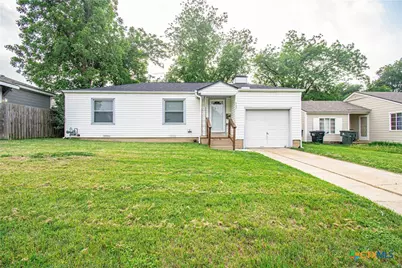 902 N 8th Street, Temple, TX 76501 - Photo 1