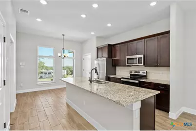 229 High Dr #B, Spring Branch, TX 78070 - Photo 6