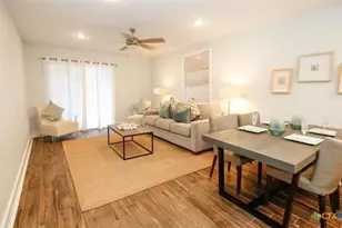 104 Cove E, Horseshoe Bay, TX 78657 - Photo 4