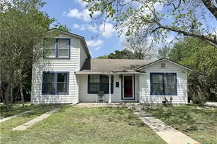 2006 Meadowlane St, Victoria, TX 77901 - Photo 1