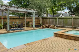307 Cherrystone Cir, Victoria, TX 77904 - Photo 28