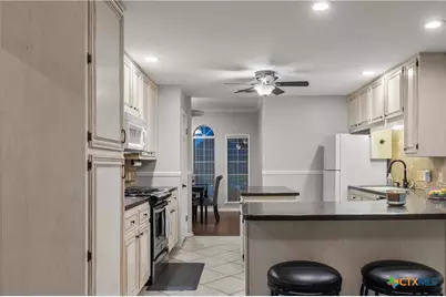 307 Cherrystone Circle, Victoria, TX 77904 - Photo 10