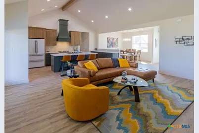 297 Honeycomb, Victoria, TX 77904 - Photo 12