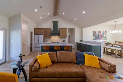 297 Honeycomb, Victoria, TX 77904 - Photo 16