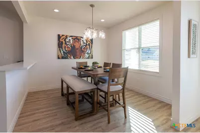 297 Honeycomb, Victoria, TX 77904 - Photo 6