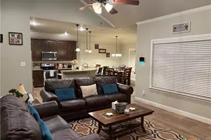 8205 Salt Mill Hollow Dr, Temple, TX 76502 - Photo 4
