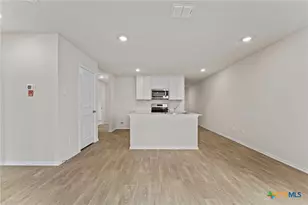 210 Langston Dr, Uhland, TX 78640 - Photo 6