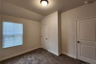 340 Untermaier Dr, New Braunfels, TX 78130 - Photo 18
