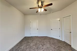 340 Untermaier Dr, New Braunfels, TX 78130 - Photo 12