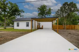 312 N Lavernia, Marion, TX 78124 - Photo 30