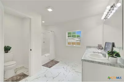 312 N Lavernia, Marion, TX 78124 - Photo 18