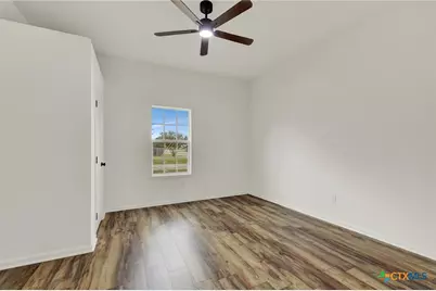 312 N Lavernia, Marion, TX 78124 - Photo 22