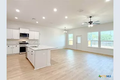 303 Cobble Stone Court, Victoria, TX 77904 - Photo 12