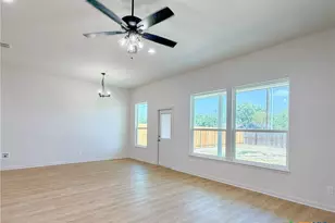 303 Cobble Stone Ct, Victoria, TX 77904 - Photo 24
