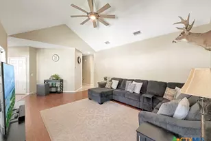 1660 Westview Ct Ct, Canyon Lake, TX 78133 - Photo 6
