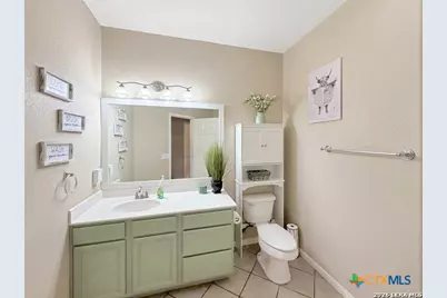 1660 Westview Court Court, Canyon Lake, TX 78133 - Photo 22