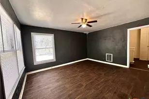 1010 Academy St, San Marcos, TX 78666 - Photo 16