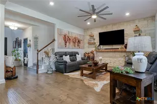 1531 Esser Xing, New Braunfels, TX 78132 - Photo 2