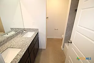 102 Lost Trl, Copperas Cove, TX 76522 - Photo 4