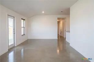 102 Lost Trl, Copperas Cove, TX 76522 - Photo 4