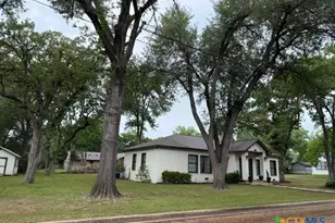 1806 North Harding, Cameron, TX 76520 - Photo 24