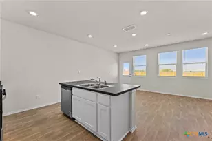 140 Kendall Ln, Uhland, TX 78656 - Photo 4