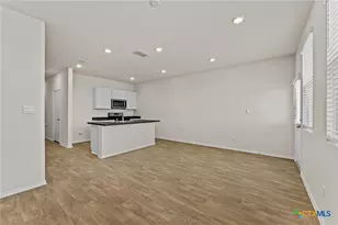 140 Kendall Ln, Uhland, TX 78656 - Photo 10