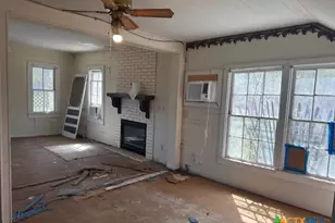 271 W Fm 884, Goliad, TX 77963 - Photo 18