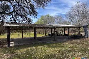 271 W Fm 884, Goliad, TX 77963 - Photo 6