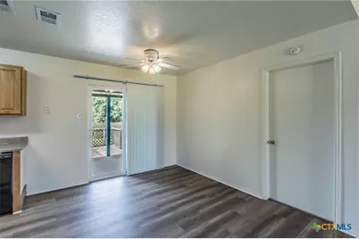 519 E Victory Avenue, Temple, TX 76501 - Photo 10
