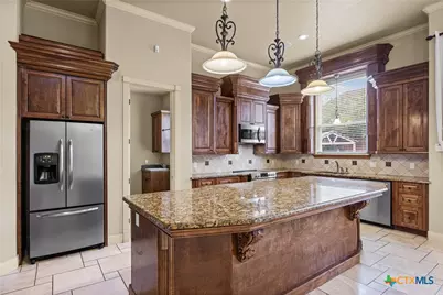 6006 Chimney Hill Drive, Nolanville, TX 76559 - Photo 10