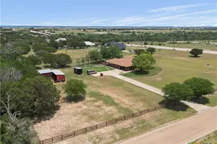 532 Whispering Oaks Dr, Copperas Cove, TX 76522 - Photo 16