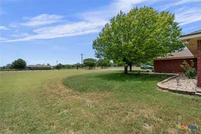532 Whispering Oaks Drive, Copperas Cove, TX 76522 - Photo 32
