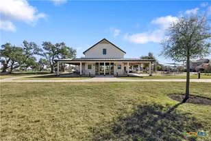 1733 Hidden Fox, New Braunfels, TX 78132 - Photo 44