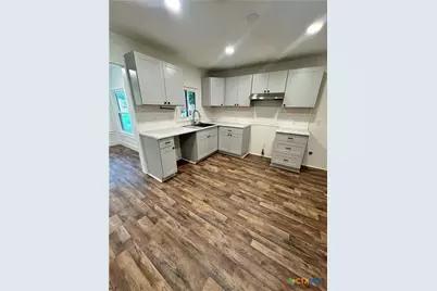 309 S Ridge, Hallettsville, TX 77964 - Photo 6