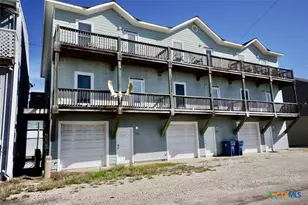 605 S 13th St, Port O'Connor, TX 77982 - Photo 4