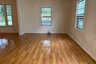 1017 S 47th St, Temple, TX 76504 - Photo 4