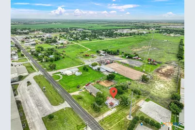 517 Center St, Marion, TX 78124 - Photo 12