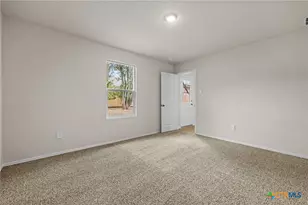 718 Jennifer Wy, New Braunfels, TX 78130 - Photo 16