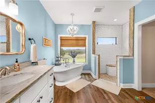 834 Westlake Trail, Victoria, TX 77905 - Photo 26