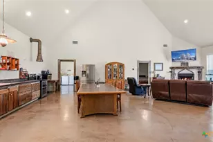 707 Creek Rd, Marion, TX 78124 - Photo 6