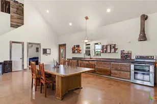 707 Creek Rd, Marion, TX 78124 - Photo 4