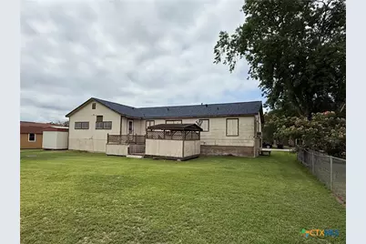 105 Sanders Street, Palacios, TX 77465 - Photo 4