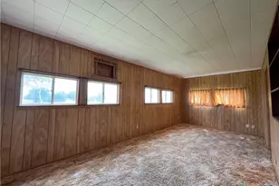 105 Sanders St, Palacios, TX 77465 - Photo 24