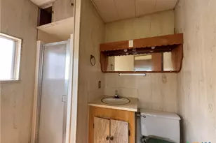 105 Sanders St, Palacios, TX 77465 - Photo 26