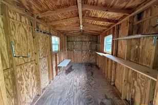 105 Sanders St, Palacios, TX 77465 - Photo 6