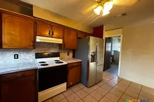 122 Rosa St, Edna, TX 77957 - Photo 12